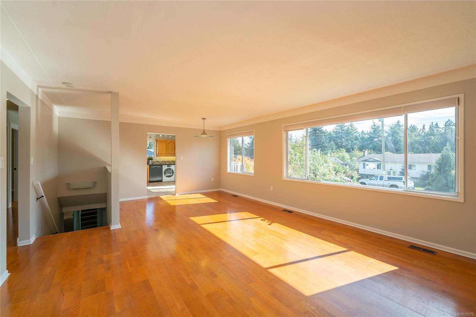 









3062


Shoreview

Dr,
Langford,




BC
V9B 4K5

