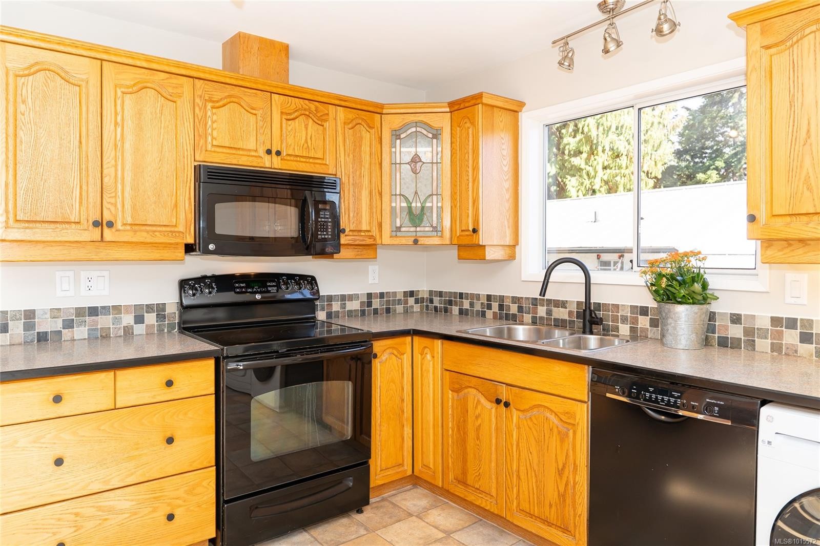 









3062


Shoreview

Dr,
Langford,




BC
V9B 4K5

