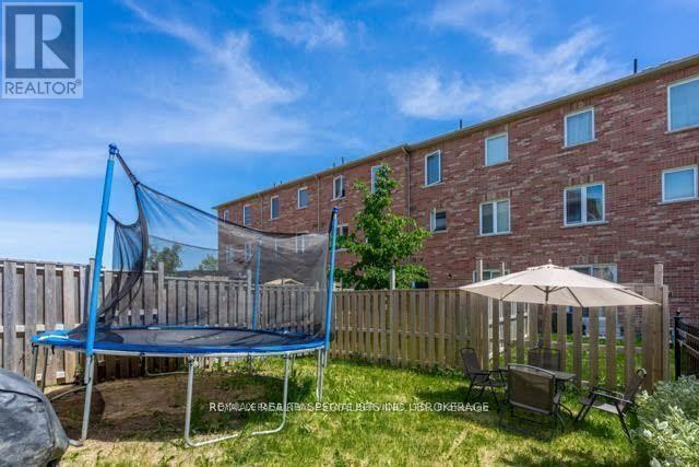 












439 ASPENDALE CRESCENT

,
Mississauga,




Ontario
L5W0E7

