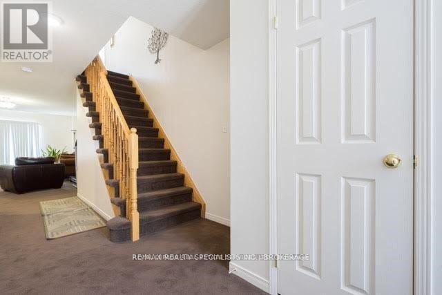 












439 ASPENDALE CRESCENT

,
Mississauga,




Ontario
L5W0E7

