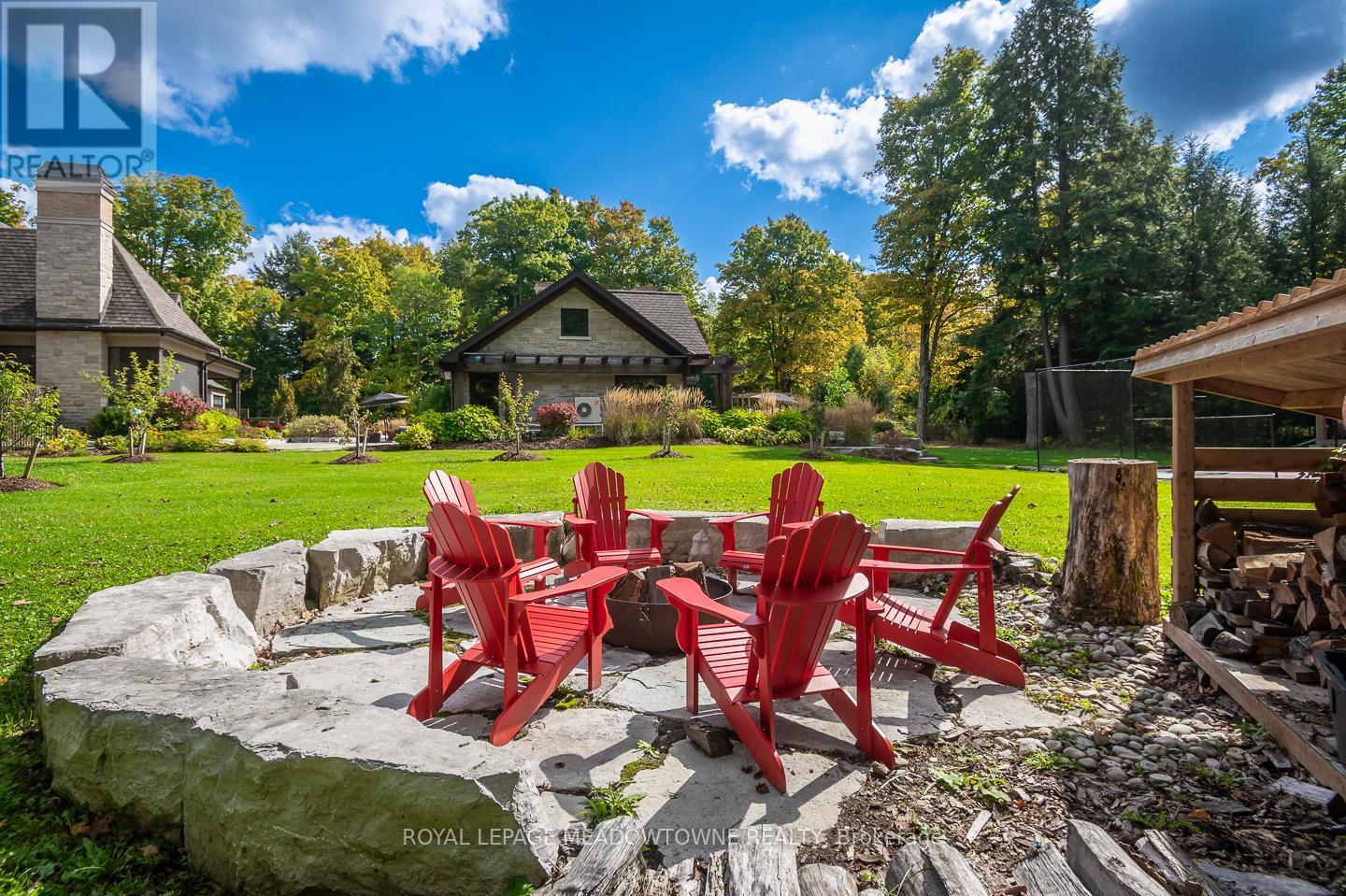 












13160 NASSAGAWEYA ESQUESING TOWNLINE

,
Milton,




Ontario
L7J2L7

