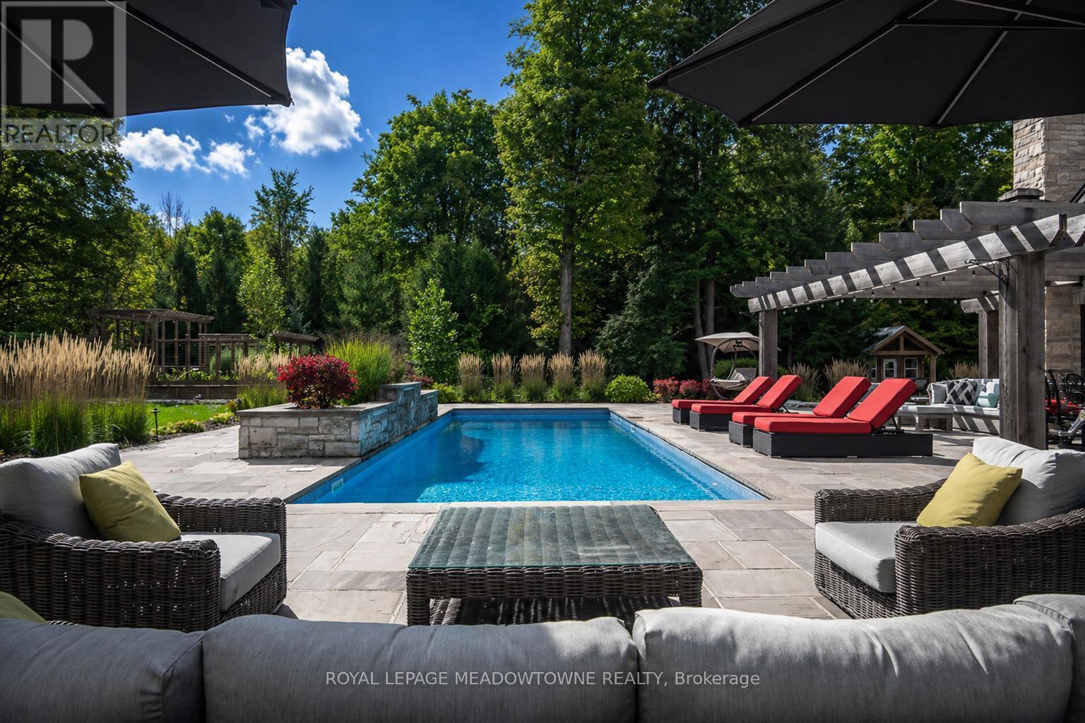 












13160 NASSAGAWEYA ESQUESING TOWNLINE

,
Milton,




Ontario
L7J2L7

