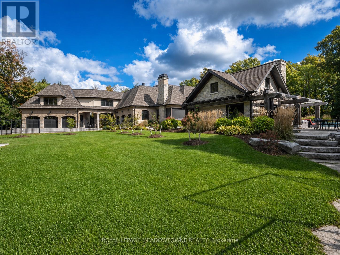 












13160 NASSAGAWEYA ESQUESING TOWNLINE

,
Milton,




Ontario
L7J2L7

