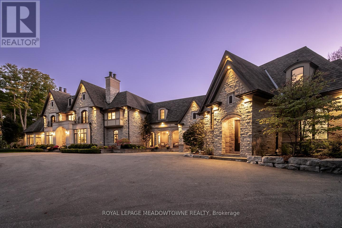 












13160 NASSAGAWEYA ESQUESING TOWNLINE

,
Milton,




Ontario
L7J2L7

