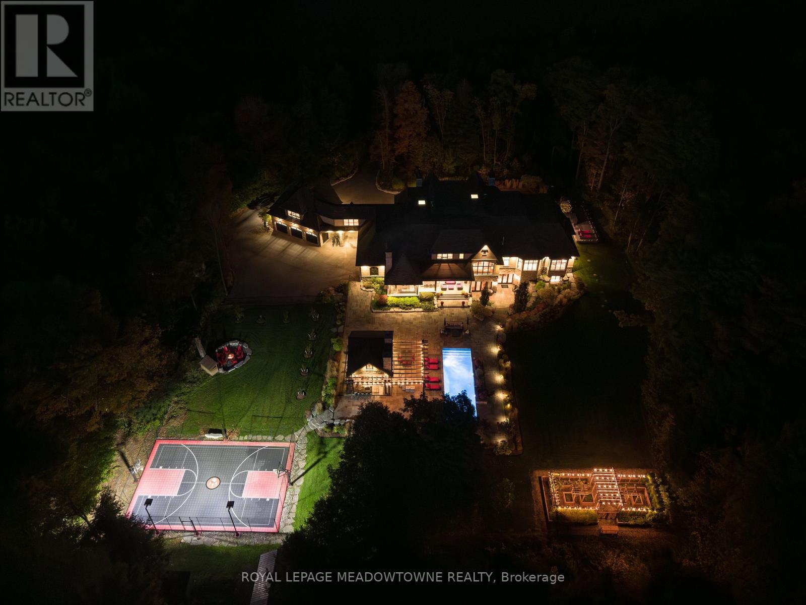 












13160 NASSAGAWEYA ESQUESING TOWNLINE

,
Milton,




Ontario
L7J2L7

