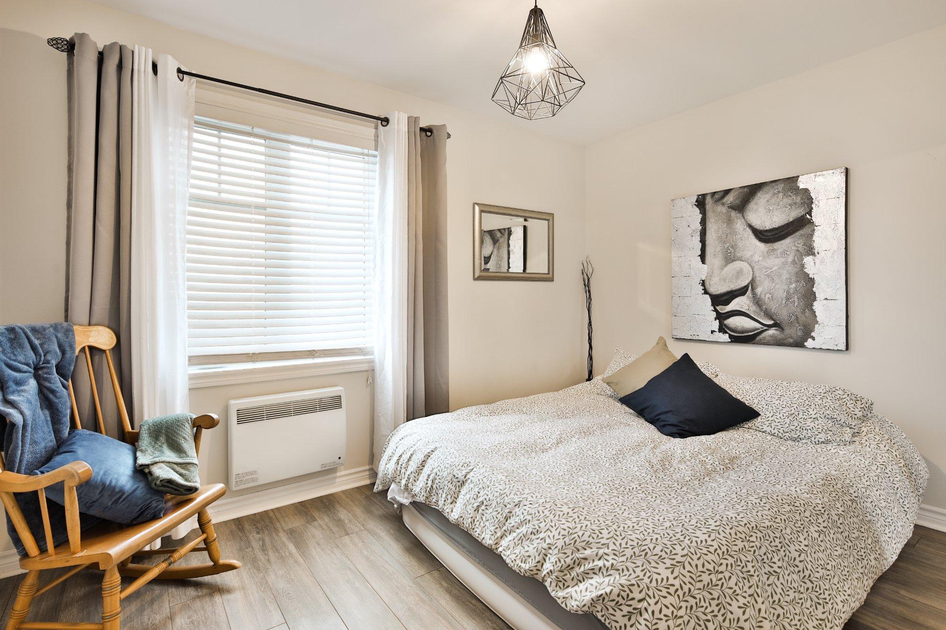 









5142


Ch. Salaberry

,
Carignan,




QC
J3L0K4

