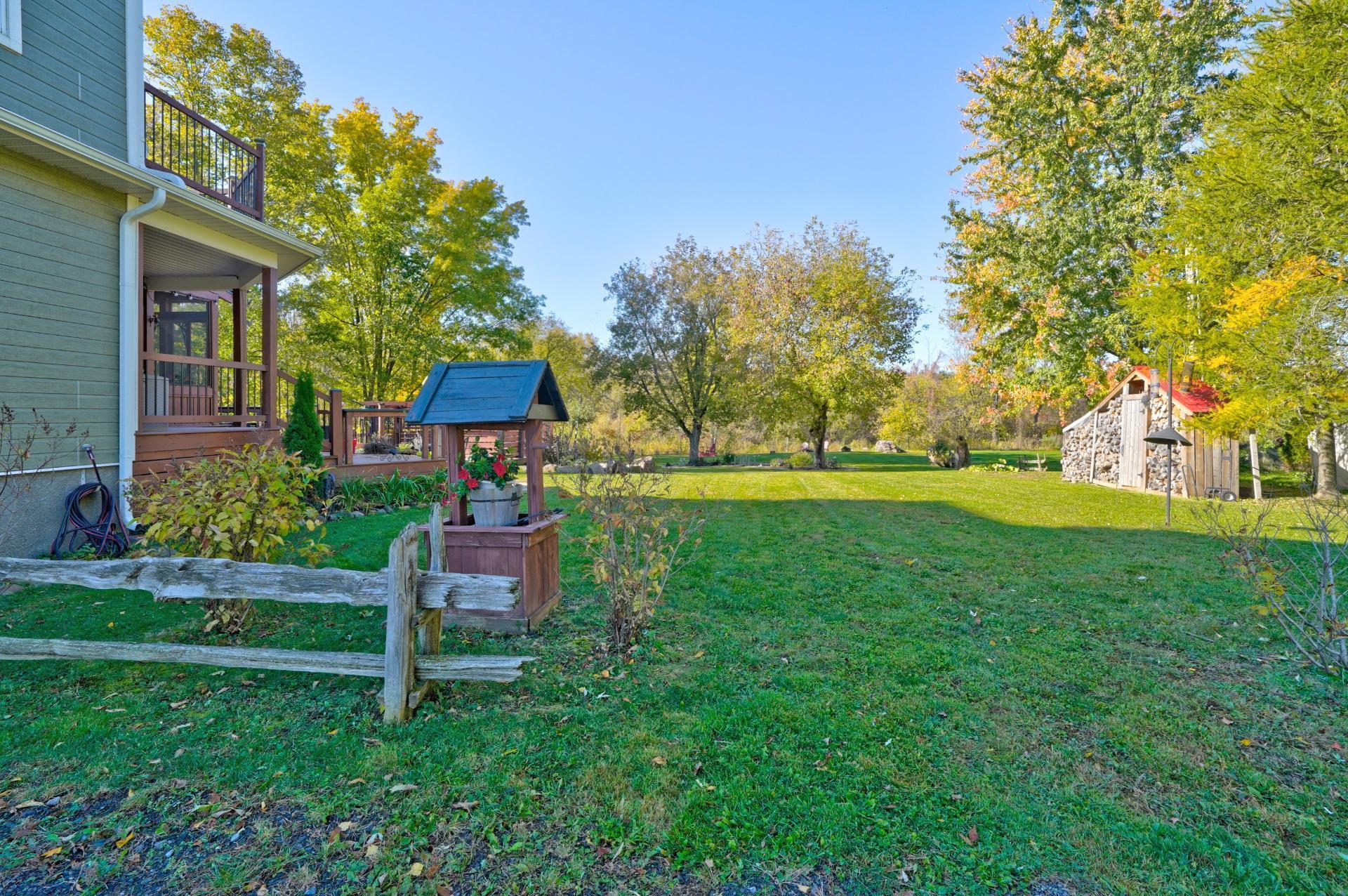 









5142


Ch. Salaberry

,
Carignan,




QC
J3L0K4

