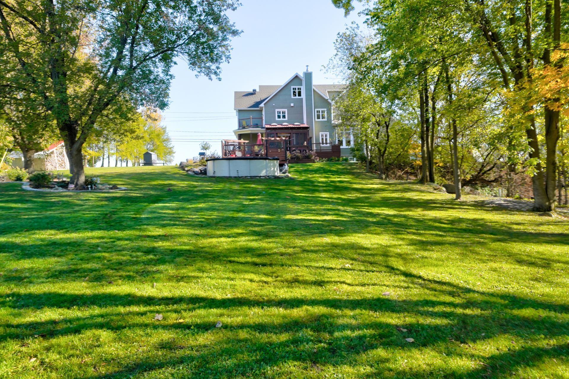 









5142


Ch. Salaberry

,
Carignan,




QC
J3L0K4

