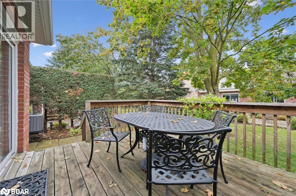 












11 MAGNOLIA Lane

,
Guelph,




Ontario
N1G4X7

