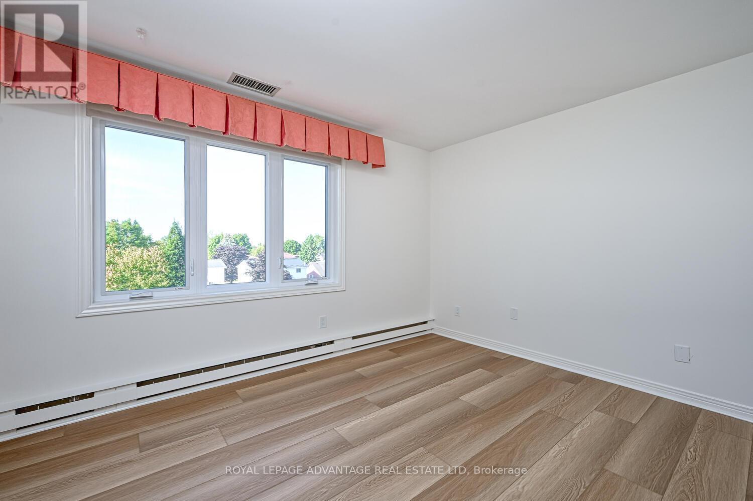 












401 - 10 ARMSTRONG DRIVE

,
Smiths Falls,




Ontario
K7A5H8

