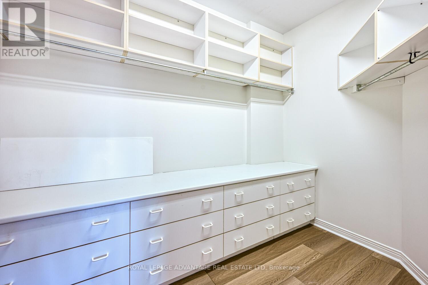 












401 - 10 ARMSTRONG DRIVE

,
Smiths Falls,




Ontario
K7A5H8

