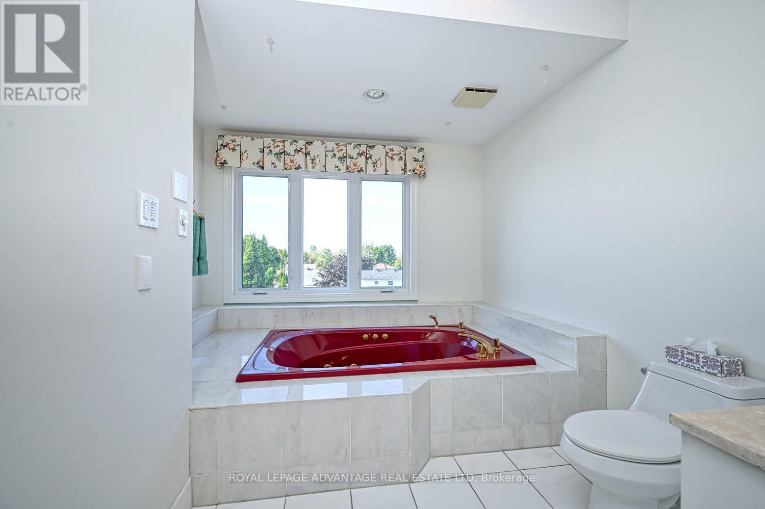 












401 - 10 ARMSTRONG DRIVE

,
Smiths Falls,




Ontario
K7A5H8

