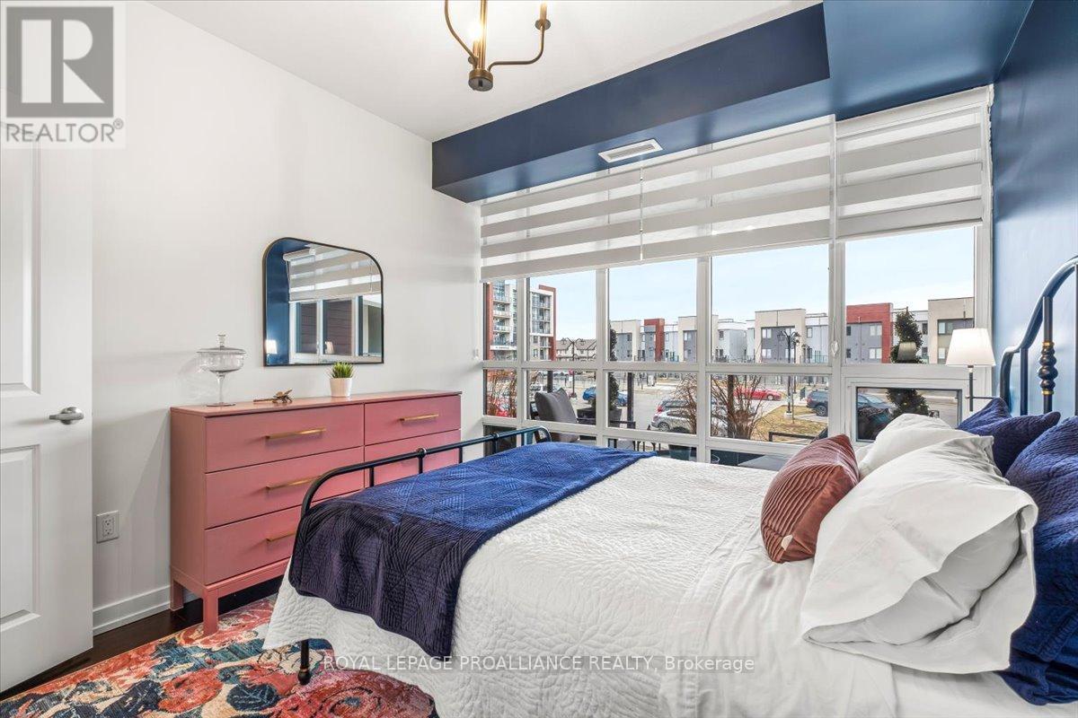 












239 - 125 SHOREVIEW PLACE

,
Hamilton (Lakeshore),




Ontario
L8E0K3

