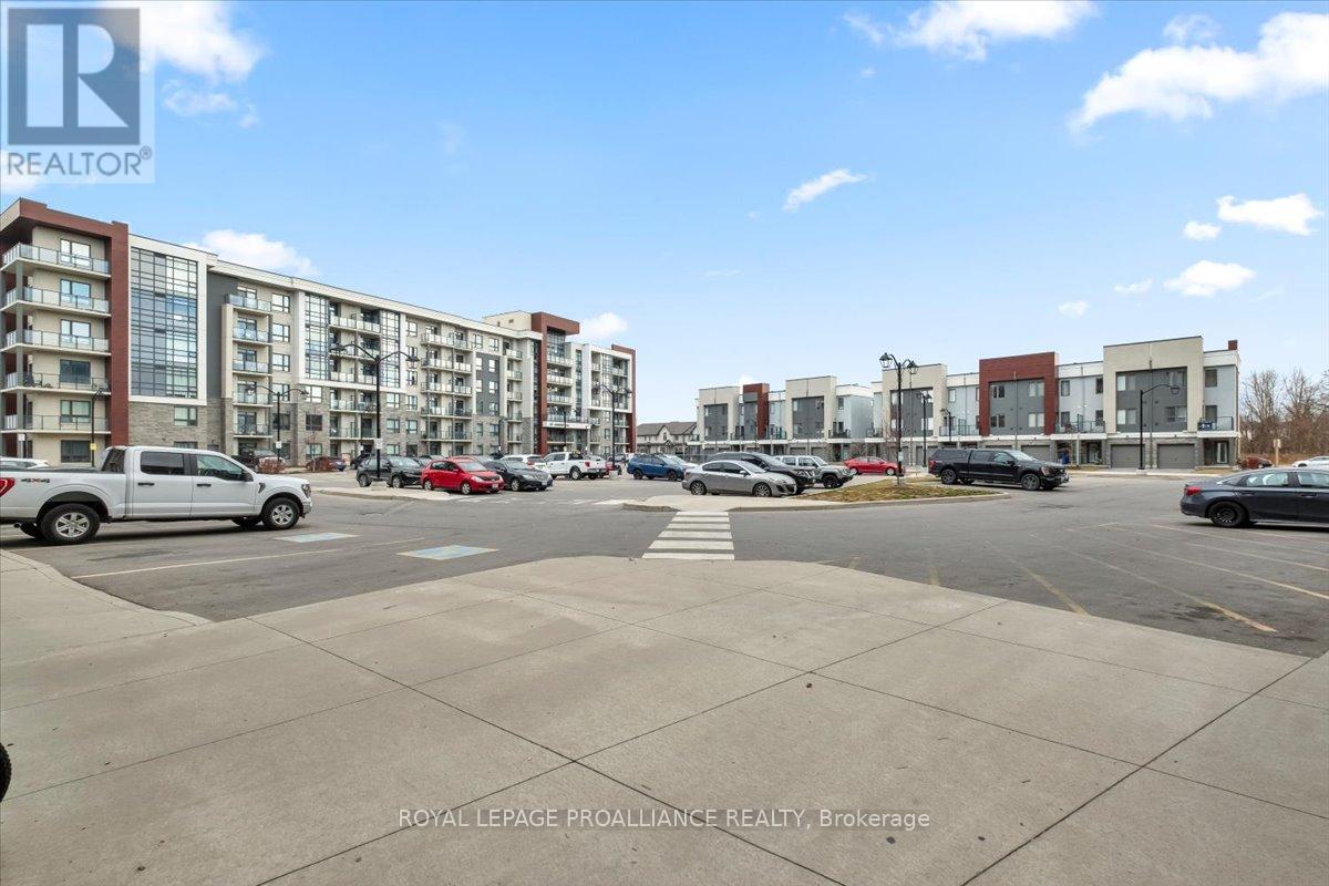 












239 - 125 SHOREVIEW PLACE

,
Hamilton (Lakeshore),




Ontario
L8E0K3

