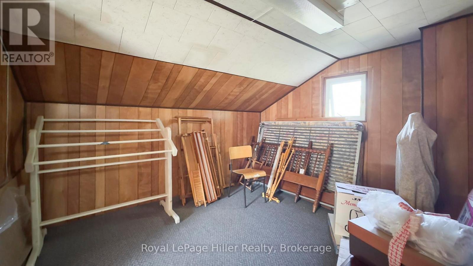 












3991 PERTH ROAD 107 ROAD

,
Perth East (Shakespeare),




Ontario
N0B2P0

