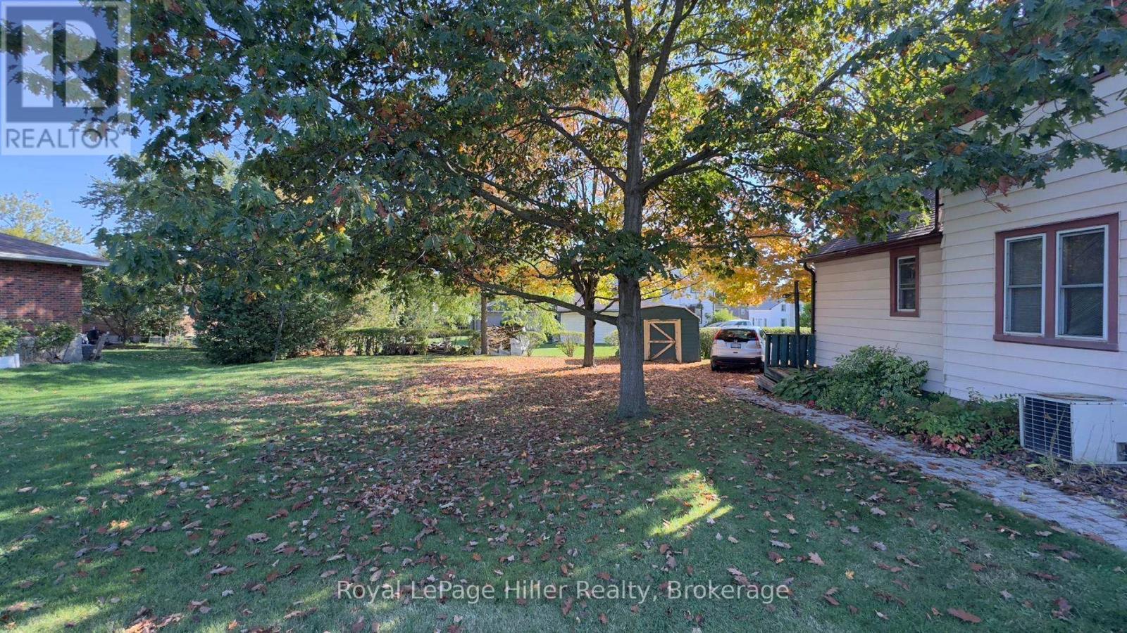 












3991 PERTH ROAD 107 ROAD

,
Perth East (Shakespeare),




Ontario
N0B2P0

