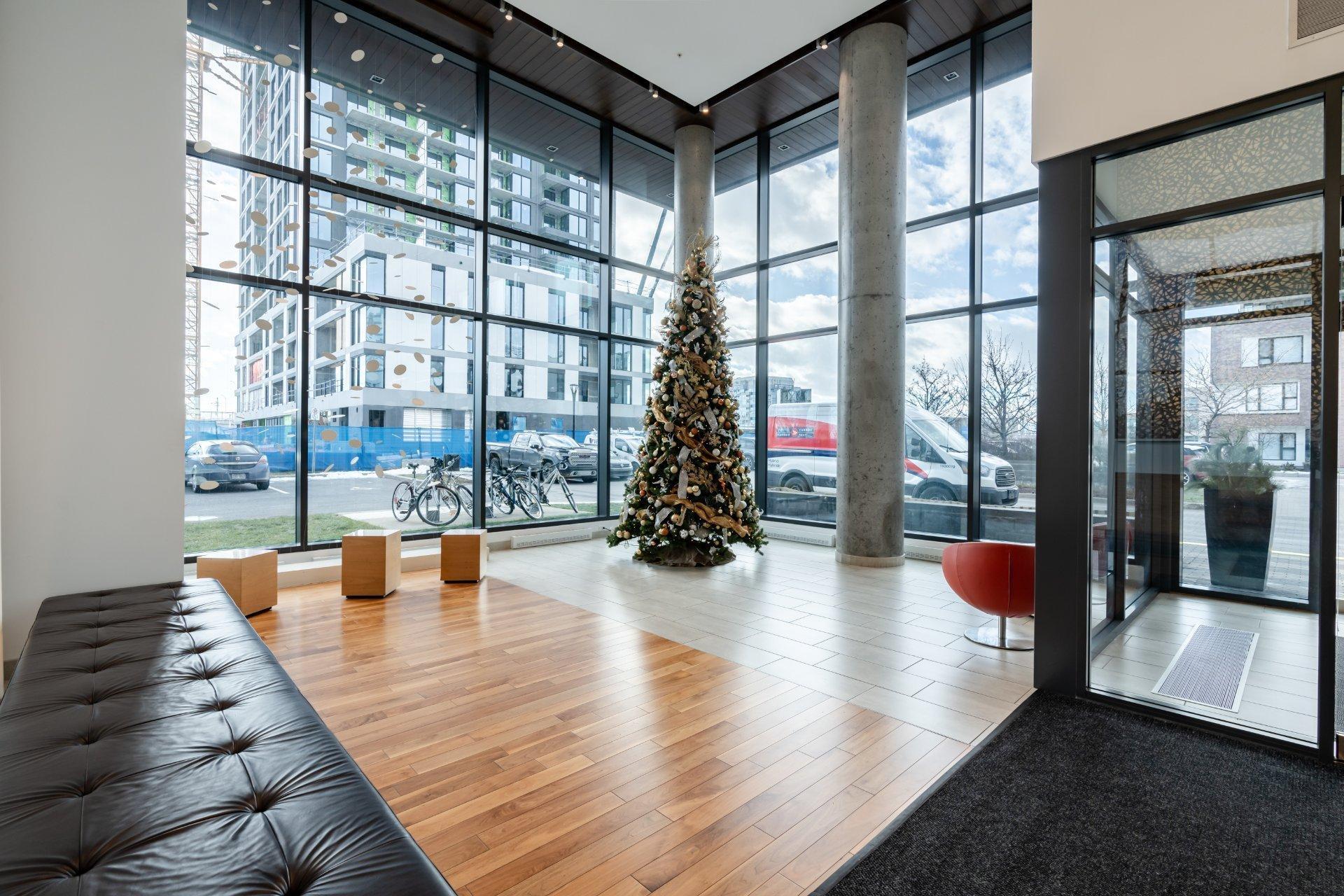 









299


Rue de la Rotonde

, 1105,
Montréal (Verdun/Île-des-Soeurs),




QC
H3E0C6

