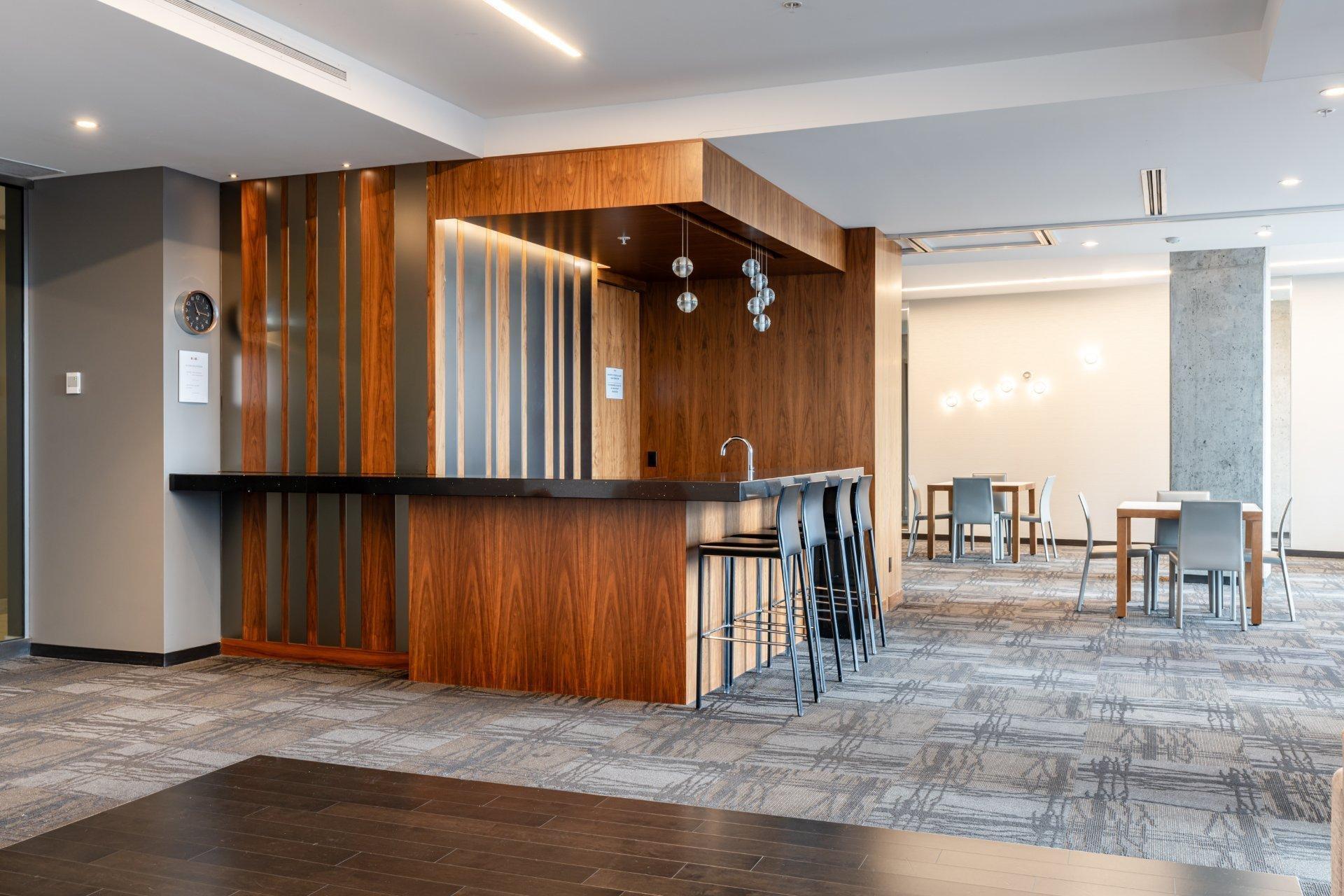 









299


Rue de la Rotonde

, 1105,
Montréal (Verdun/Île-des-Soeurs),




QC
H3E0C6

