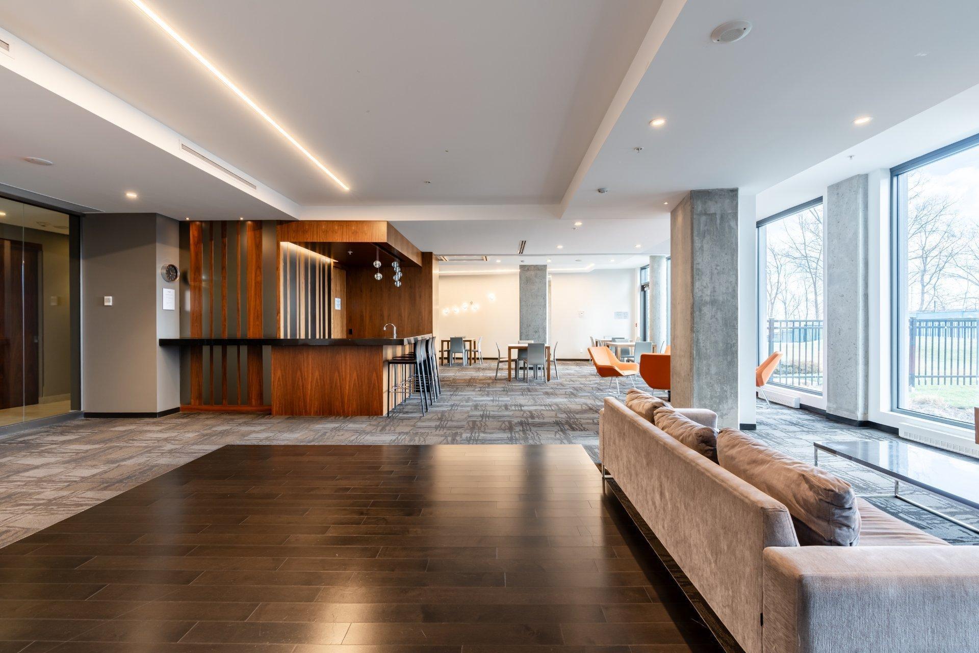 









299


Rue de la Rotonde

, 1105,
Montréal (Verdun/Île-des-Soeurs),




QC
H3E0C6

