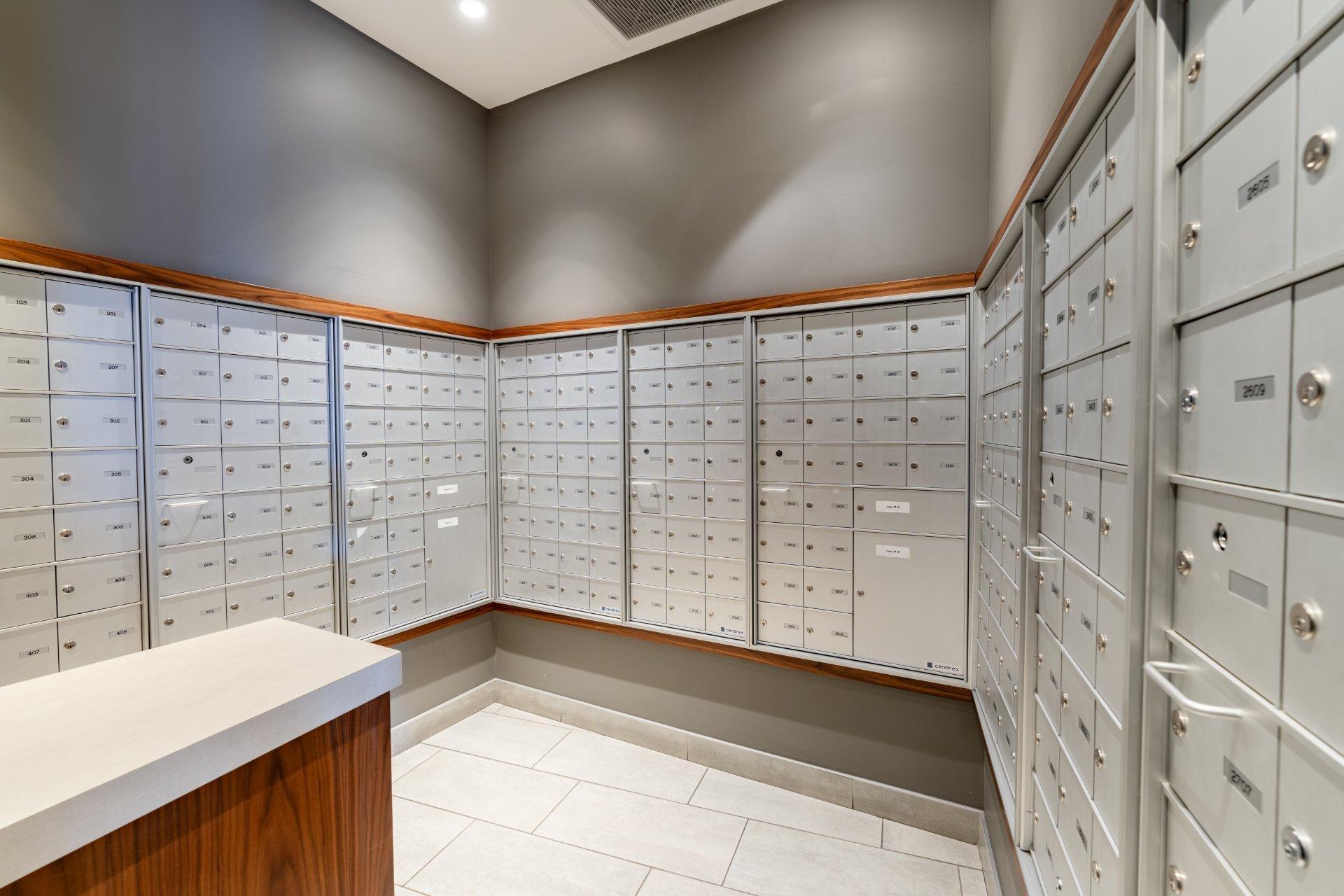 









299


Rue de la Rotonde

, 1105,
Montréal (Verdun/Île-des-Soeurs),




QC
H3E0C6

