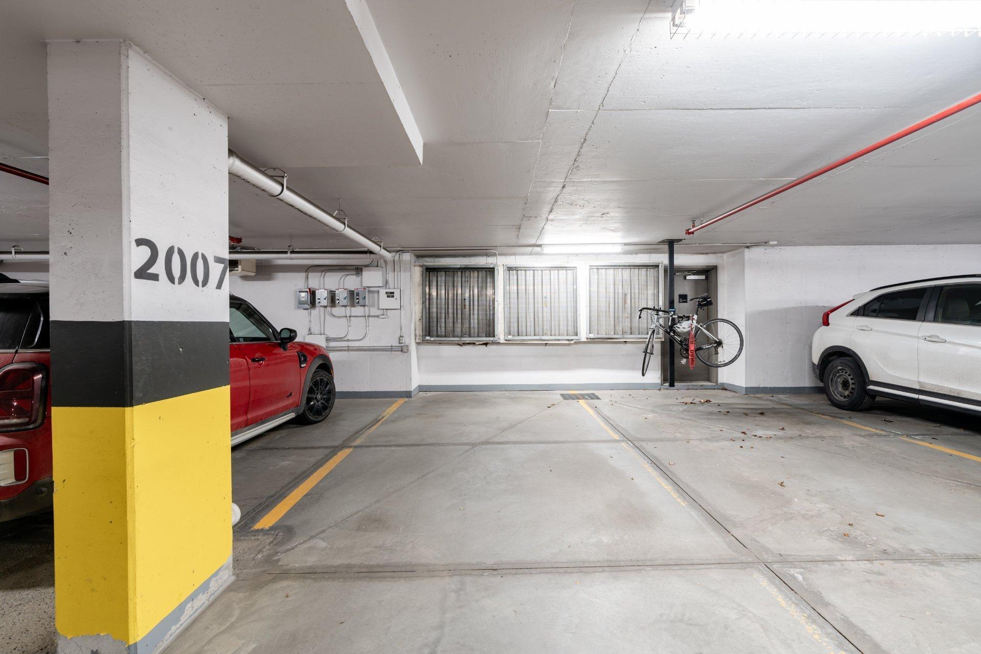 









299


Rue de la Rotonde

, 1105,
Montréal (Verdun/Île-des-Soeurs),




QC
H3E0C6

