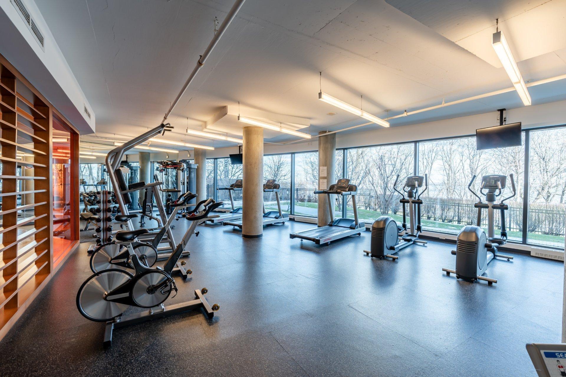 









299


Rue de la Rotonde

, 1105,
Montréal (Verdun/Île-des-Soeurs),




QC
H3E0C6

