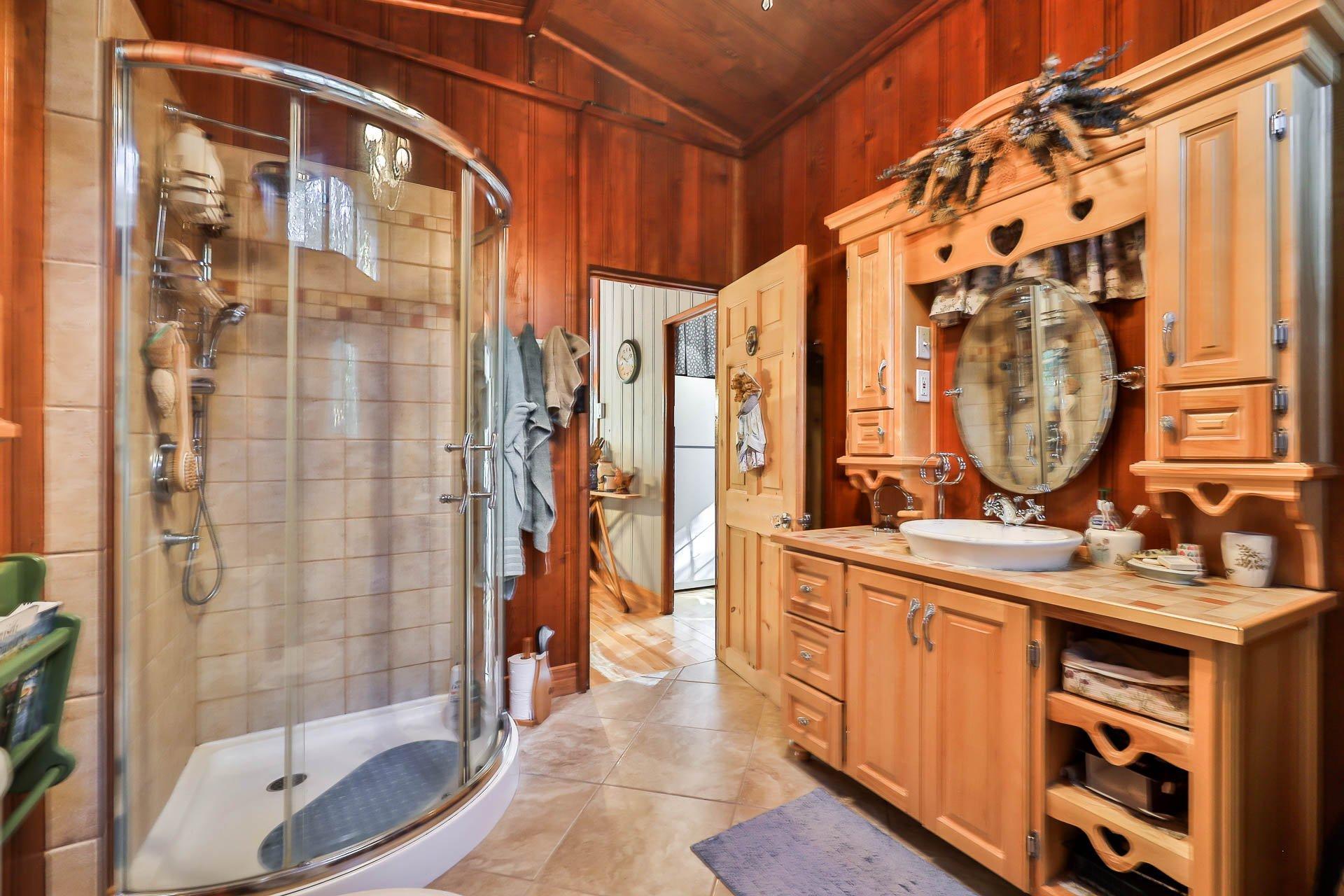 









63


Ch. Jeannotte

,
Notre-Dame-de-la-Salette,




QC
J0X2L0

