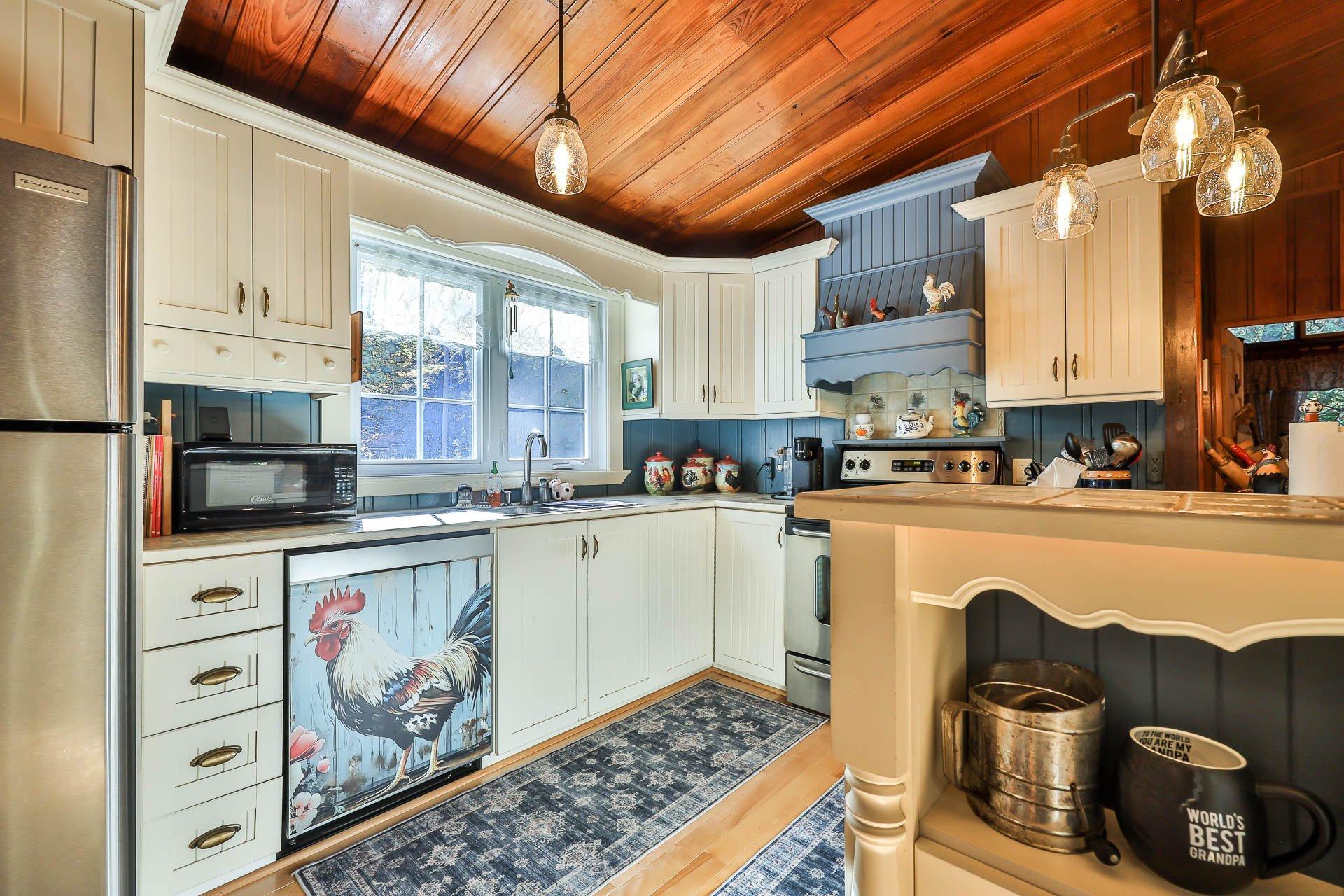 









63


Ch. Jeannotte

,
Notre-Dame-de-la-Salette,




QC
J0X2L0

