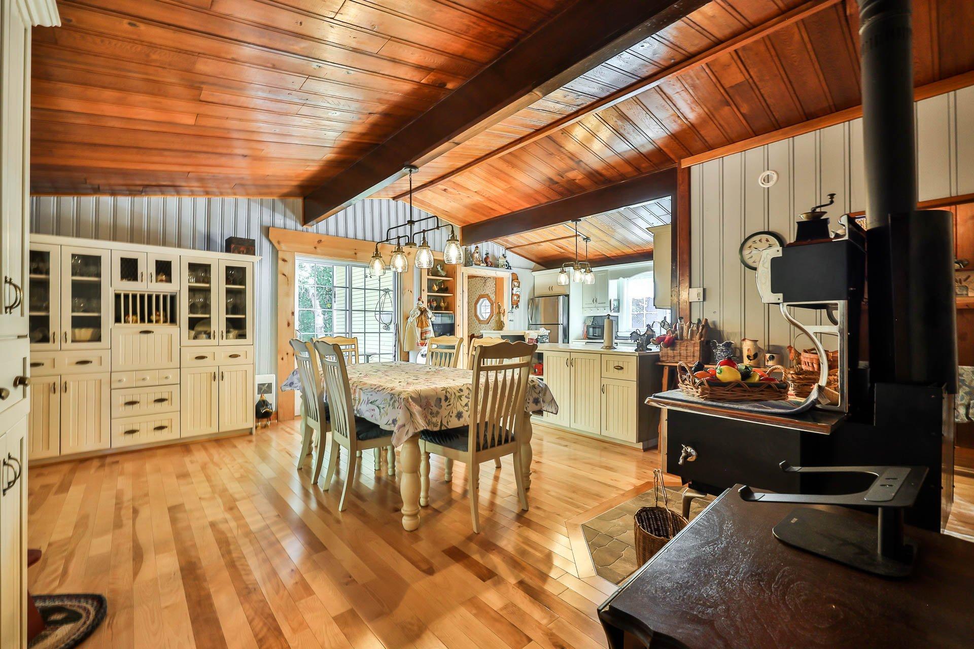 









63


Ch. Jeannotte

,
Notre-Dame-de-la-Salette,




QC
J0X2L0

