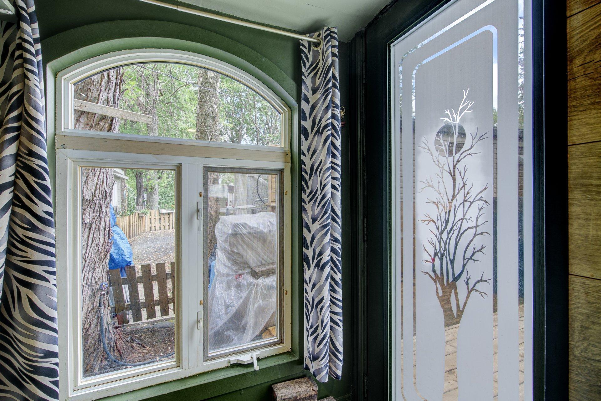 









4506


Route 344

, 47,
Saint-Placide,




QC
J0V2B0

