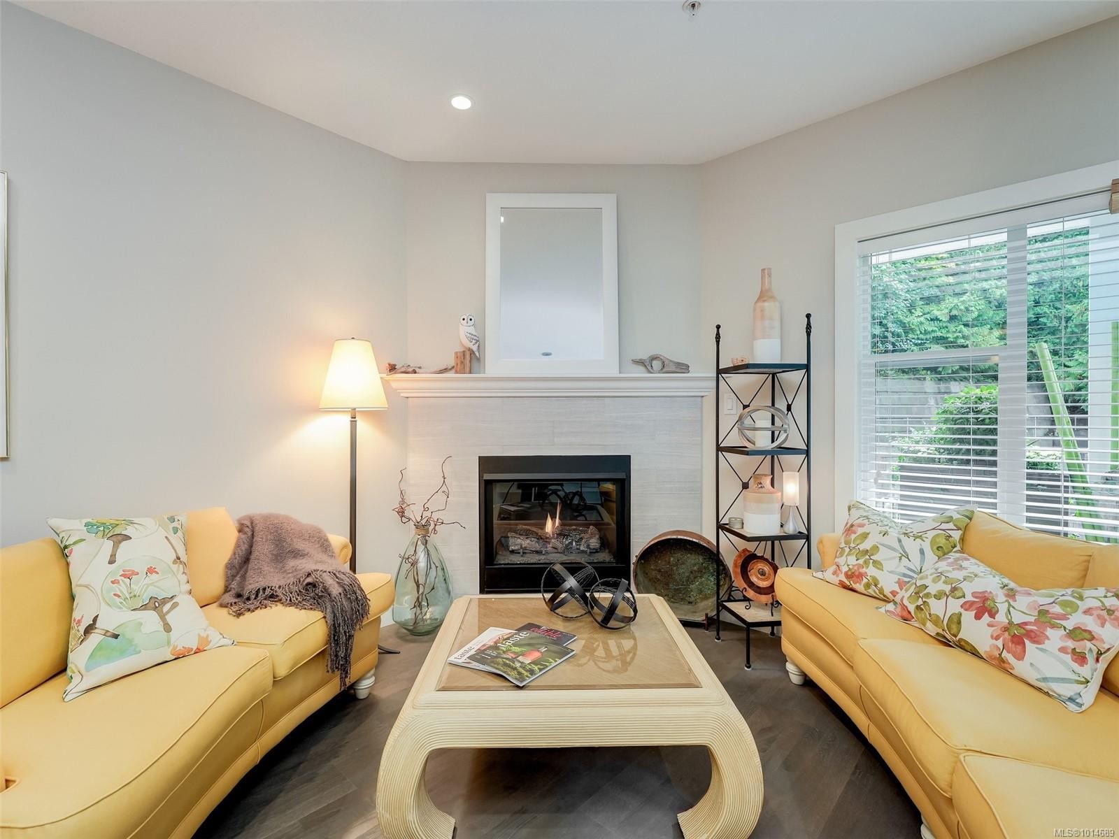 









1838


Cowichan Bay

Rd, 208,
Cowichan Bay,




BC
V0R 1N1

