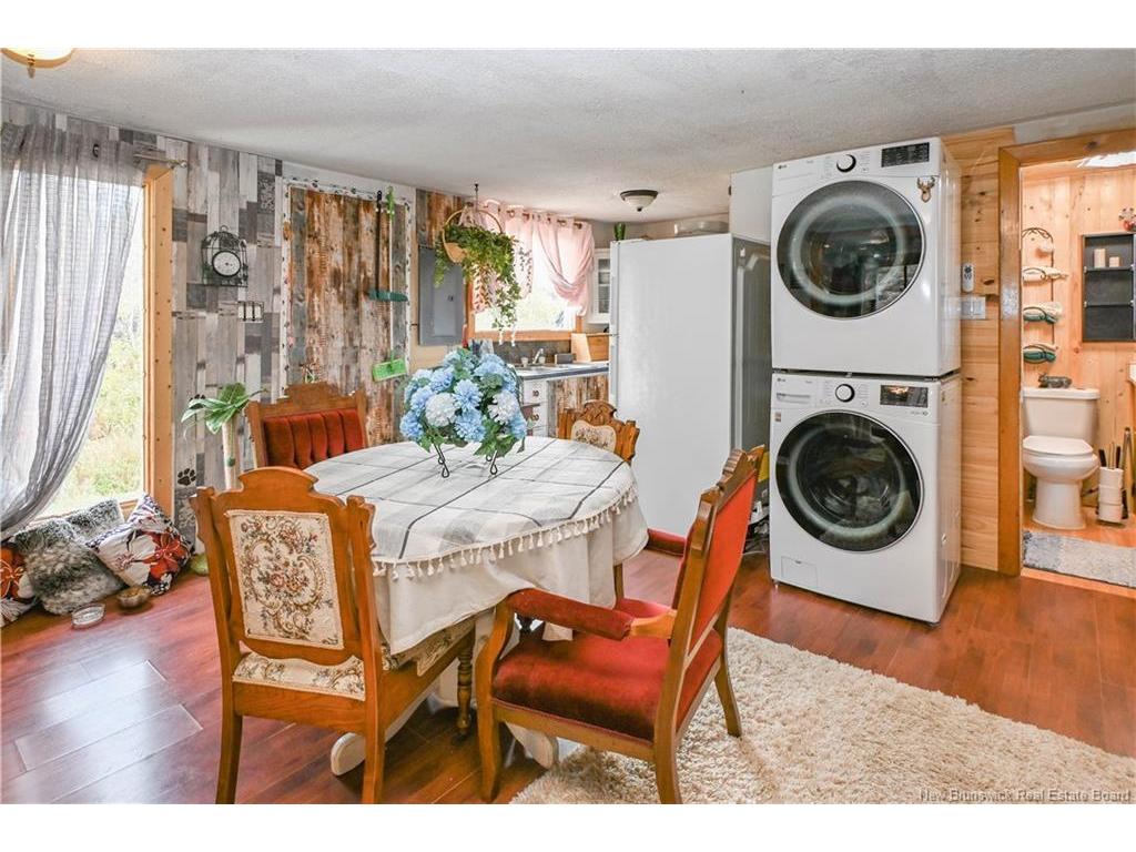 









1394


rue Degrâce

ST,
Maisonnette,




NB
E8N 2J4

