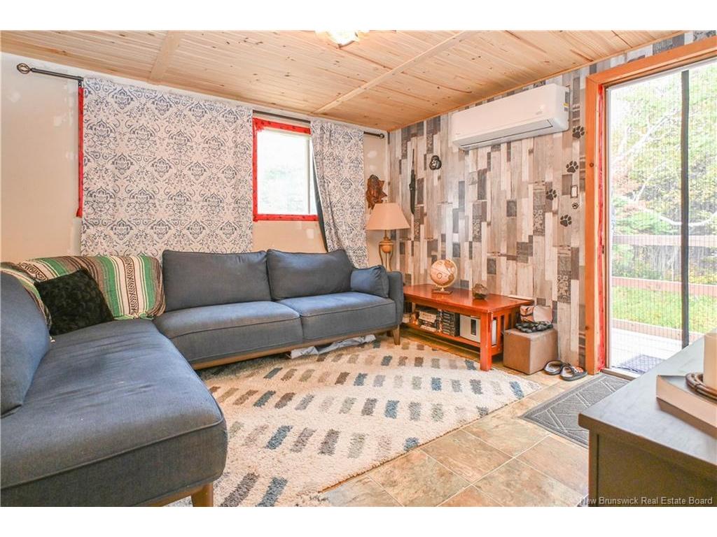 









1394


rue Degrâce

ST,
Maisonnette,




NB
E8N 2J4

