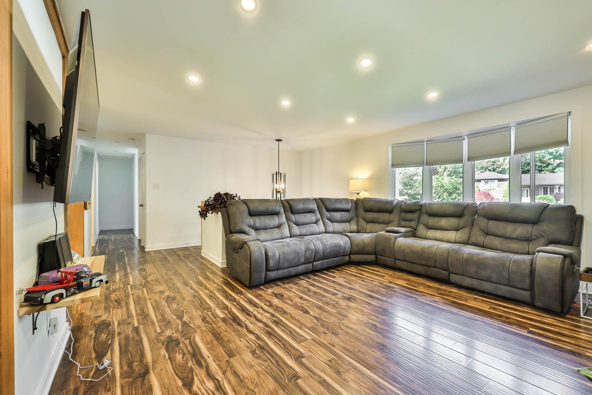 









657


Rue Sigouin

,
Gatineau (Gatineau),




QC
J8P5H7


