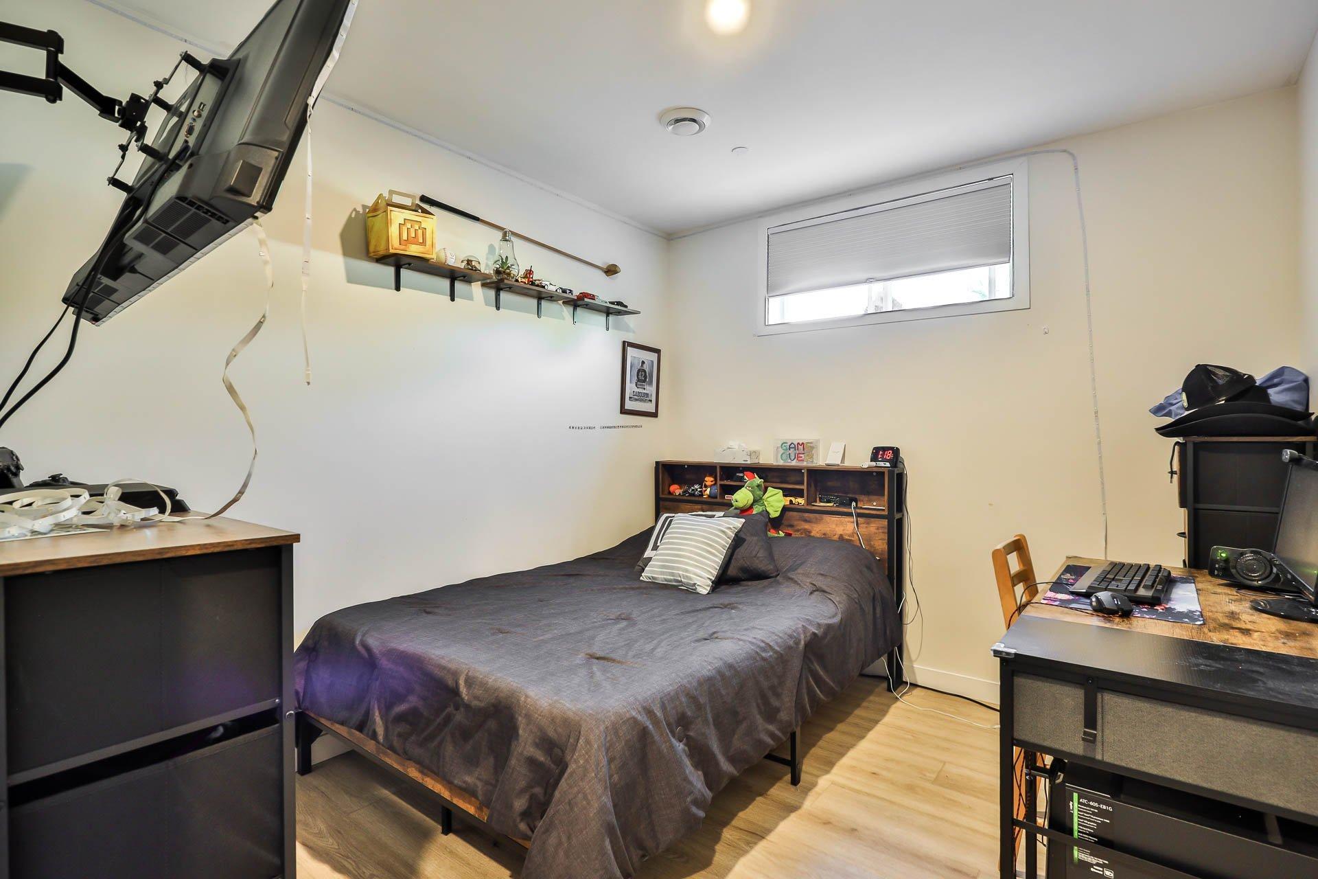 









657


Rue Sigouin

,
Gatineau (Gatineau),




QC
J8P5H7

