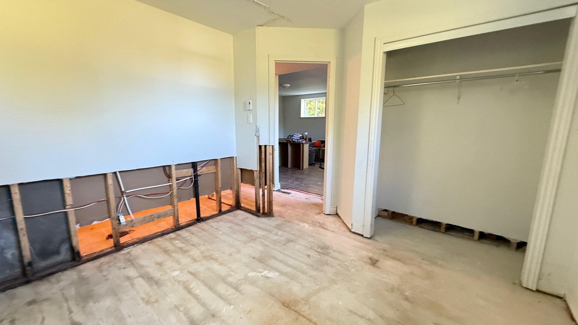 









178


Rue des Tournesols

,
Saint-Colomban,




QC
J5K0E4


