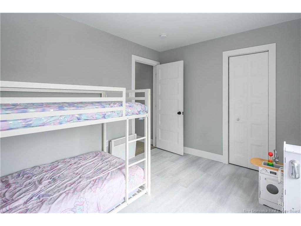 









5892


340

RTE,
Haut-Paquetville,




NB
E8R 1S8

