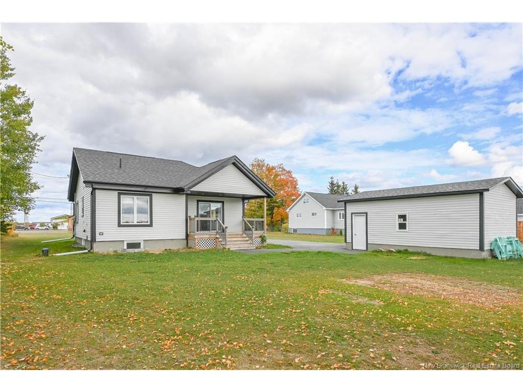 









5892


340

RTE,
Haut-Paquetville,




NB
E8R 1S8

