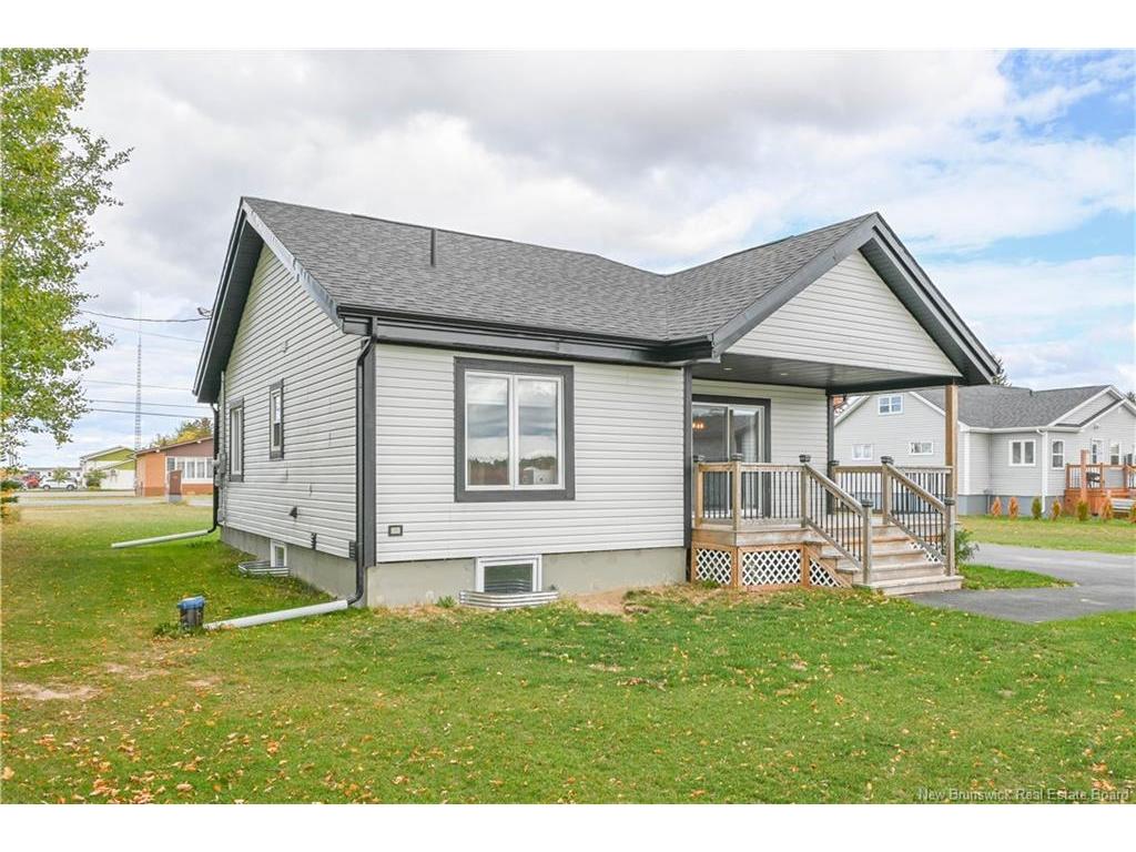









5892


340

RTE,
Haut-Paquetville,




NB
E8R 1S8

