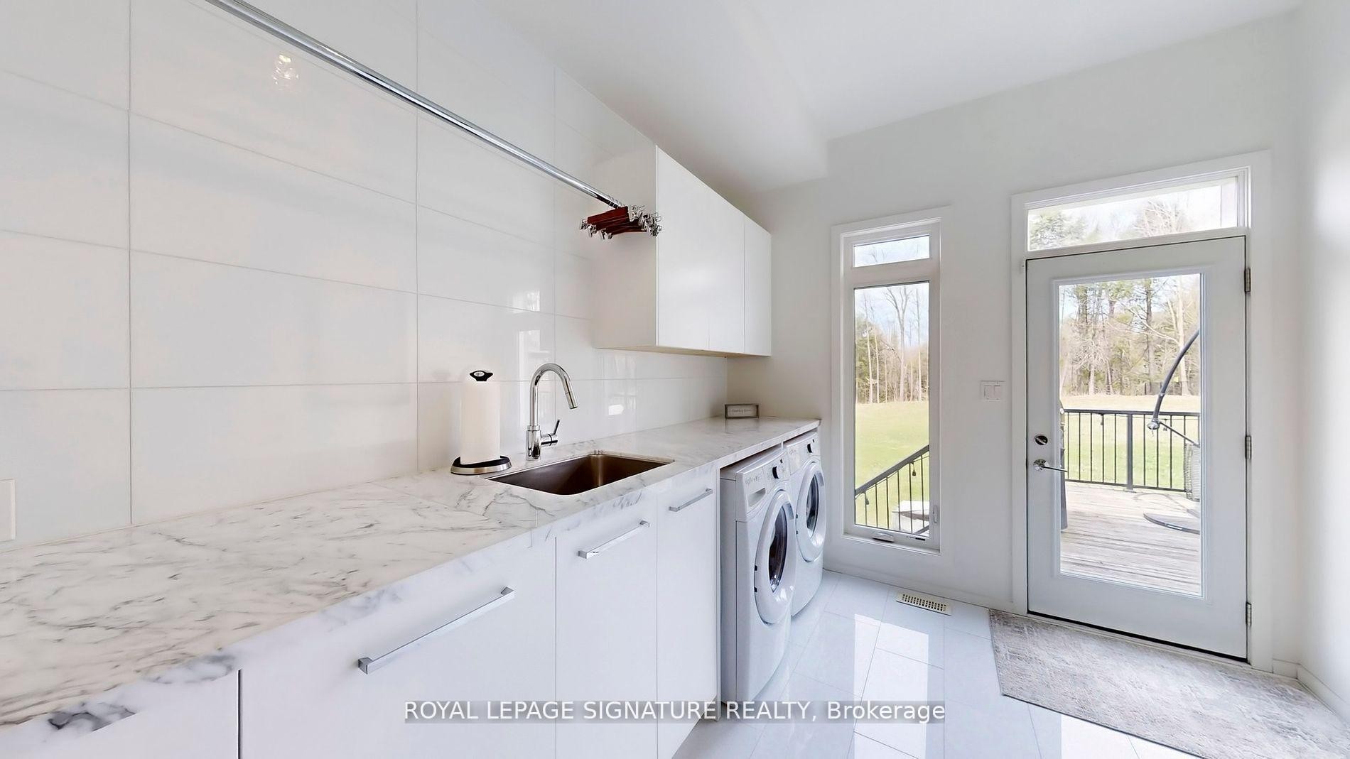 









1507


Kodiak

Street,
Pickering,




ON
L1Y 1A8

