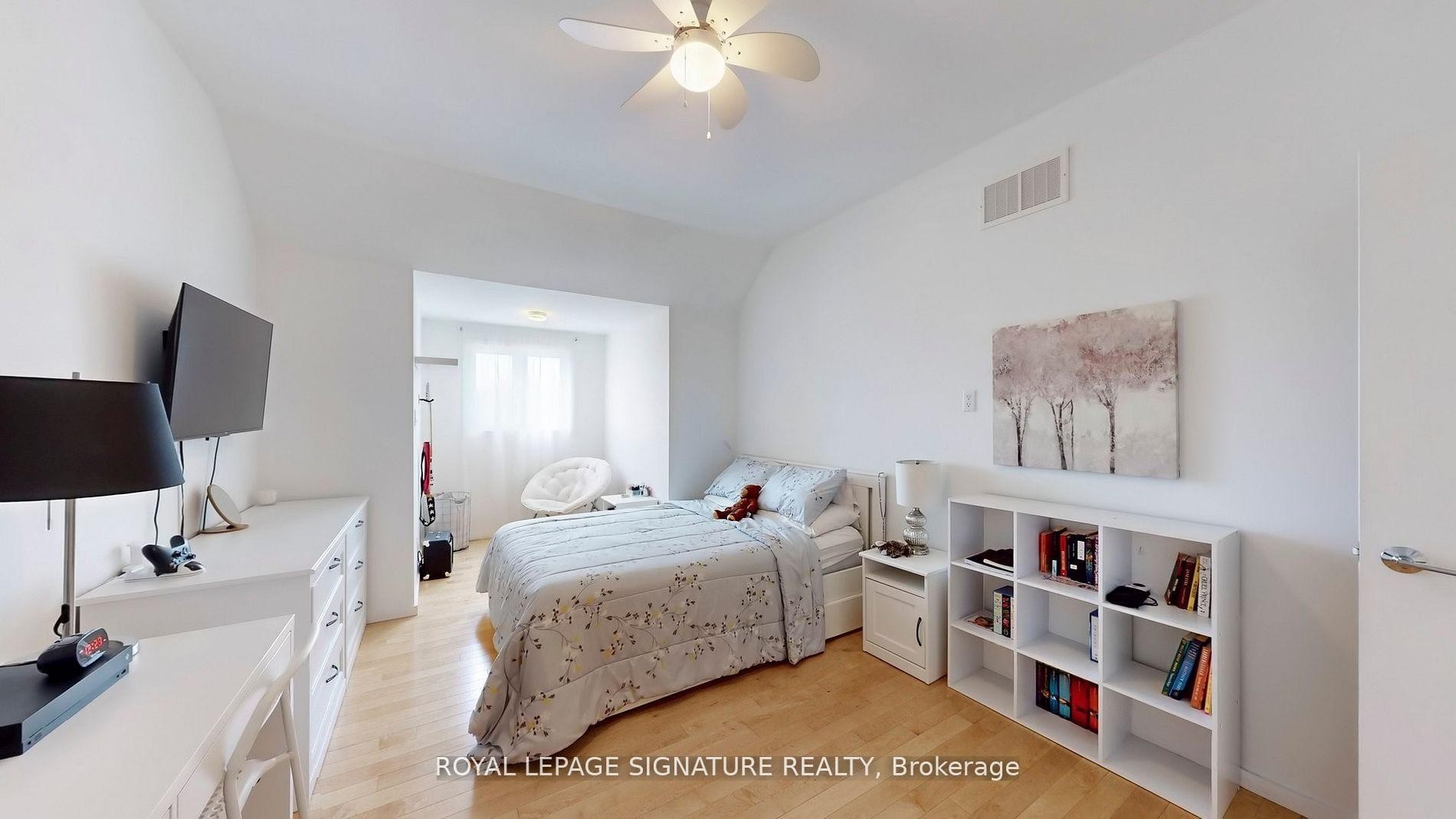 









1507


Kodiak

Street,
Pickering,




ON
L1Y 1A8

