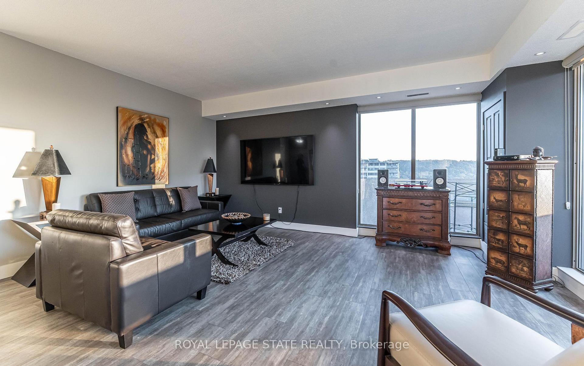 









67


Caroline

Street South, 17C,
Hamilton,




ON
L8P 3K6

