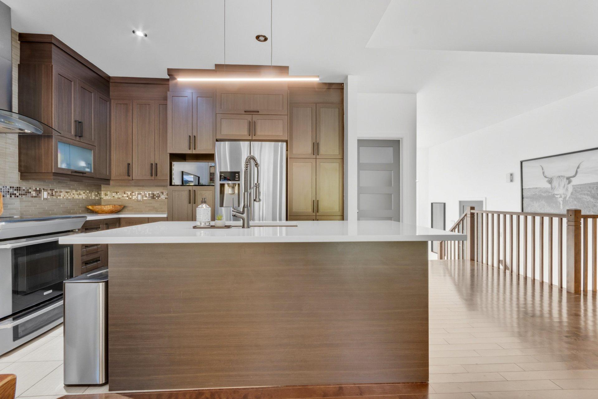 









11220


Rue de la Pierre-de-Lune

,
Mirabel,




QC
J7N0K4

