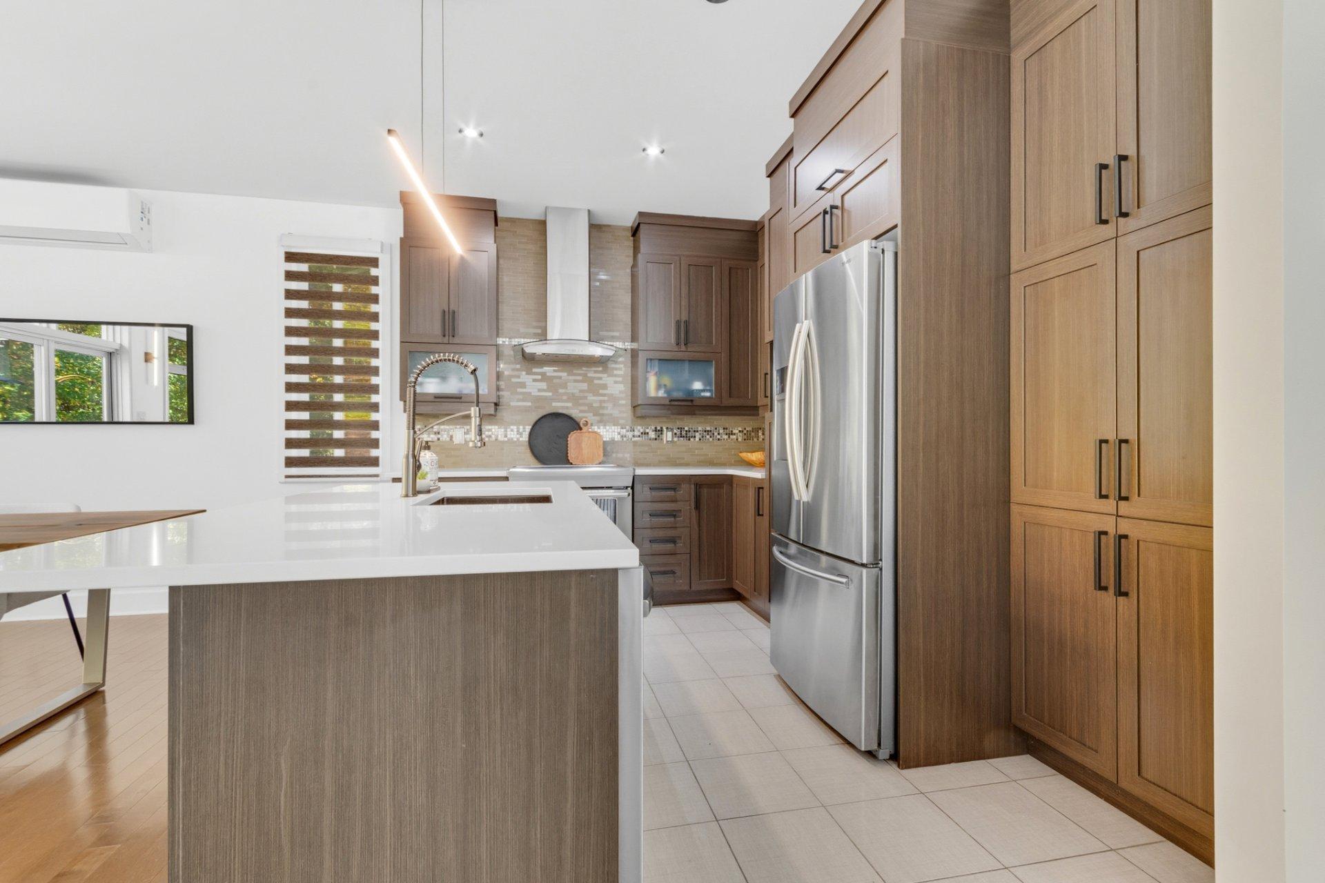 









11220


Rue de la Pierre-de-Lune

,
Mirabel,




QC
J7N0K4

