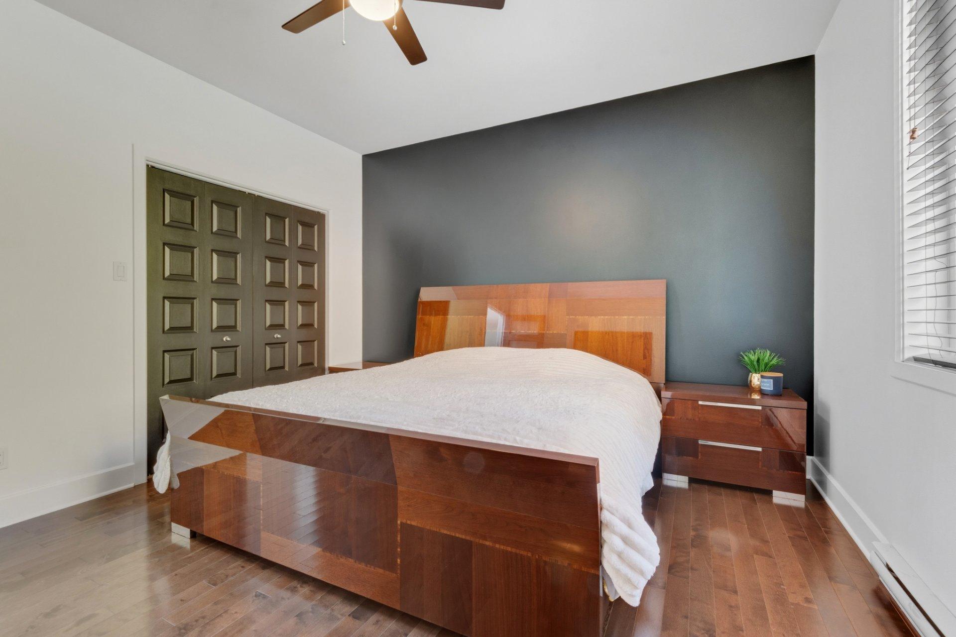 









11220


Rue de la Pierre-de-Lune

,
Mirabel,




QC
J7N0K4

