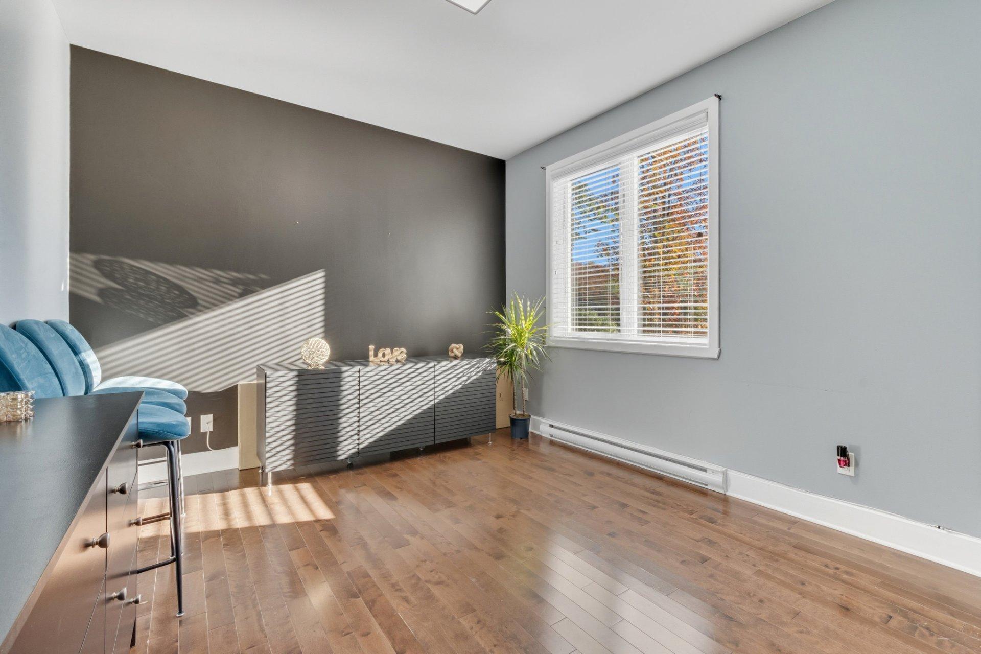 









11220


Rue de la Pierre-de-Lune

,
Mirabel,




QC
J7N0K4

