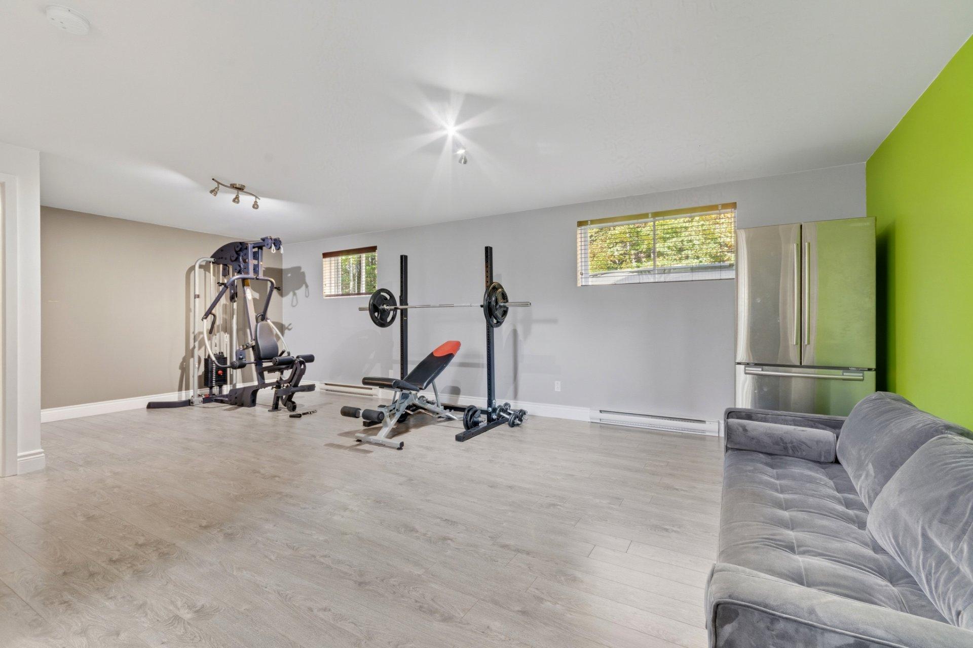 









11220


Rue de la Pierre-de-Lune

,
Mirabel,




QC
J7N0K4

