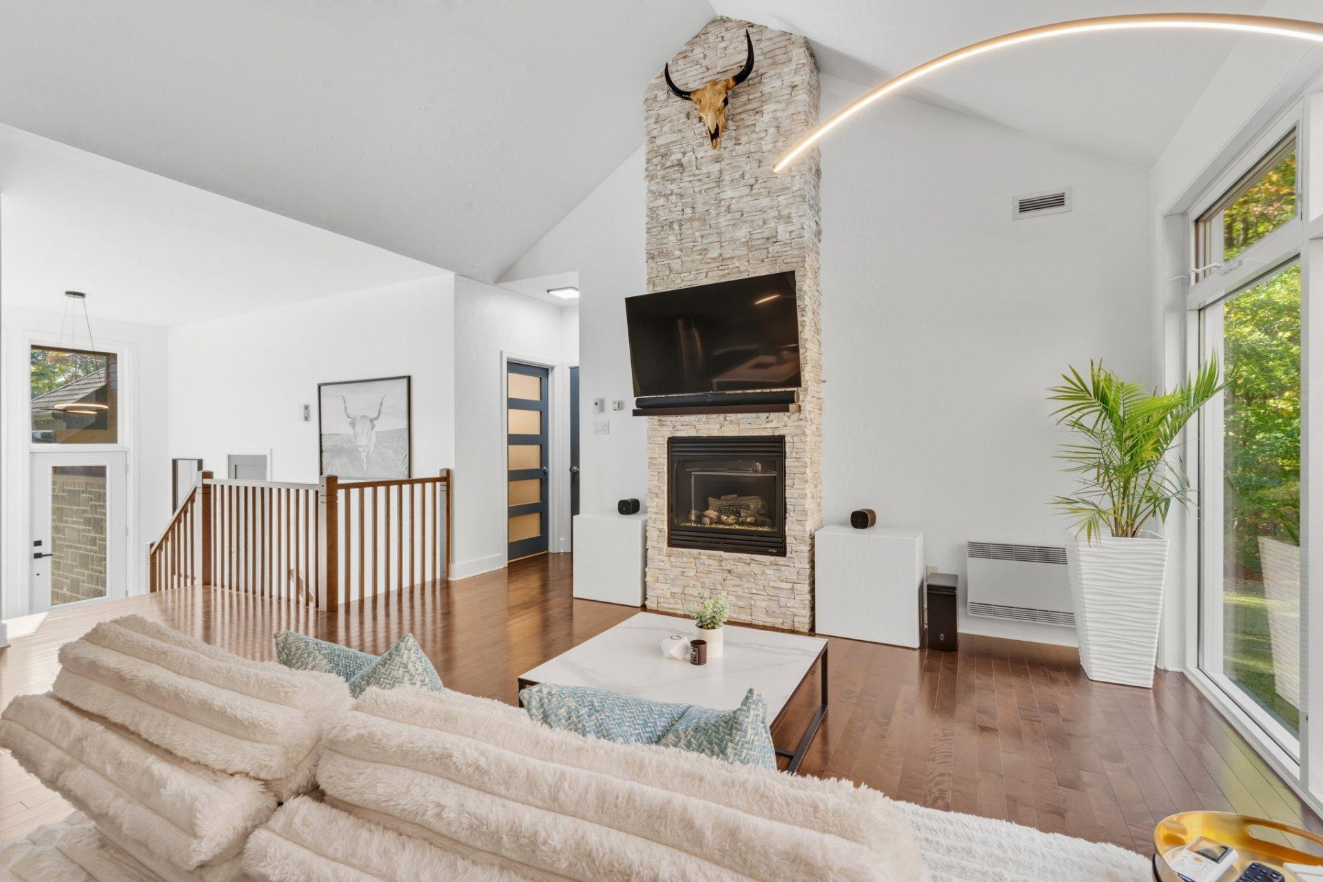 









11220


Rue de la Pierre-de-Lune

,
Mirabel,




QC
J7N0K4

