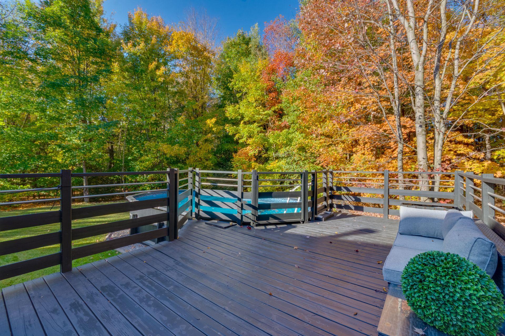 









11220


Rue de la Pierre-de-Lune

,
Mirabel,




QC
J7N0K4


