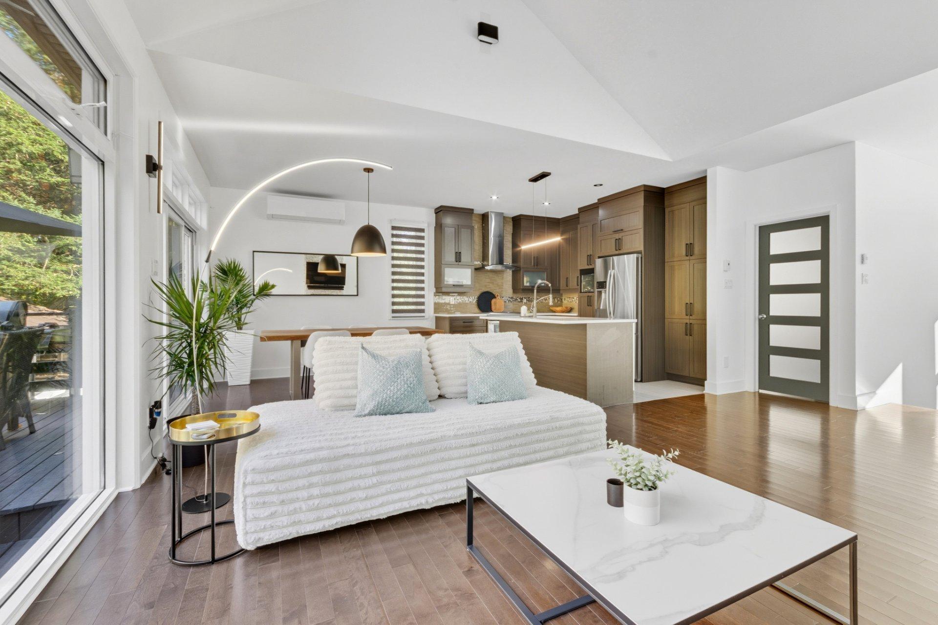 









11220


Rue de la Pierre-de-Lune

,
Mirabel,




QC
J7N0K4

